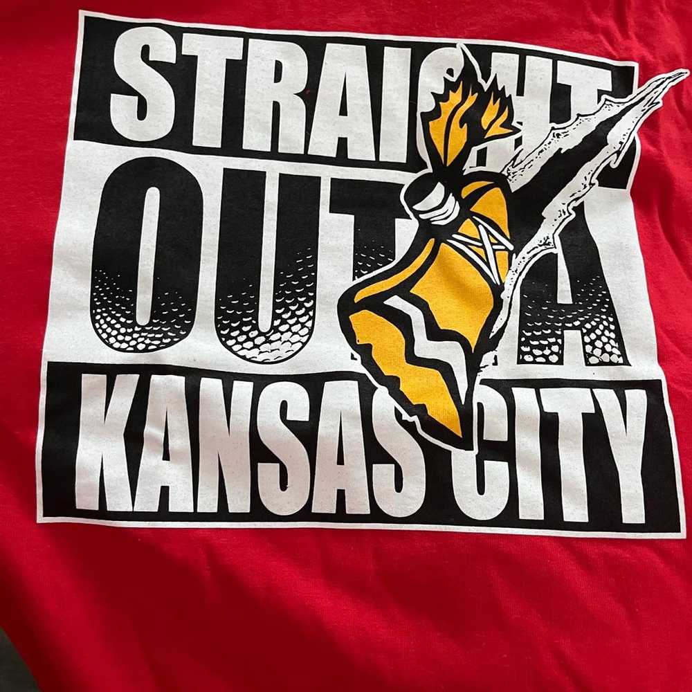 Kansas City Chiefs t-shirt (Tomahawk Chop) - image 3