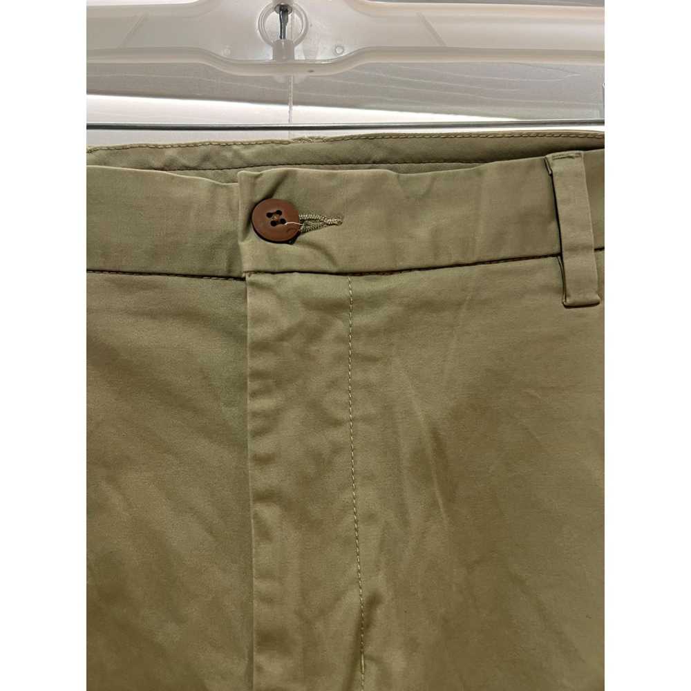 Tommy Bahama Tommy Bahama Khaki Shorts - Size 42 - image 2