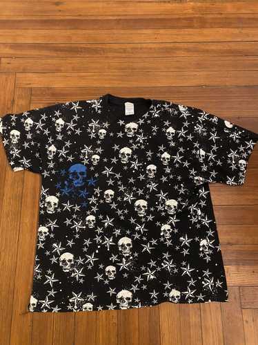 Vintage Y2k all over print skull shirt