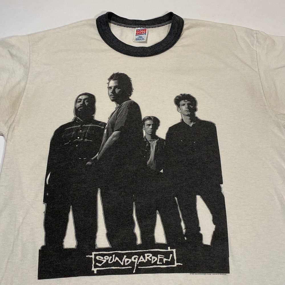 Band Tees × Streetwear × Vintage 95’ Soundgarden … - image 1