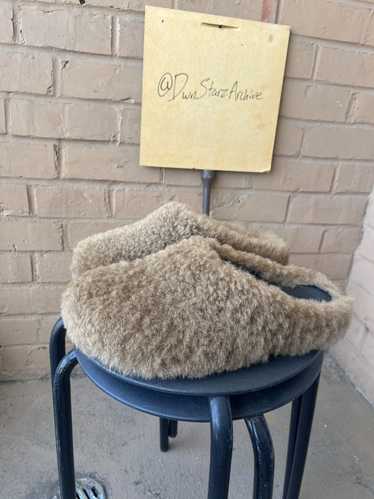 Marni MARNI fussbett round-toe lamb fur slippers