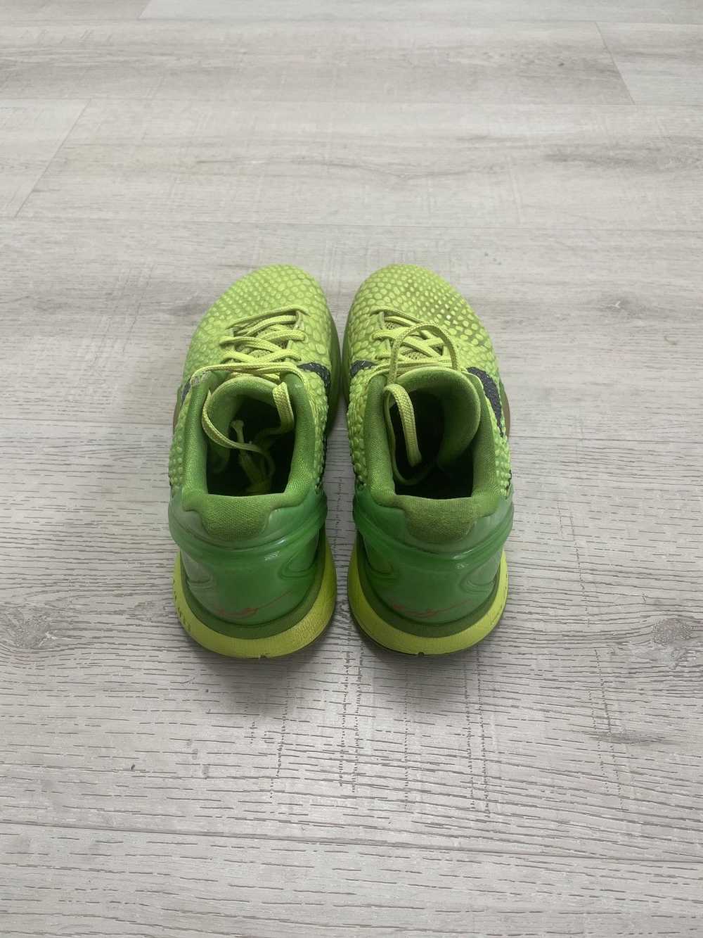 Nike Zoom Kobe 6 Protro ‘Grinch’ - image 4