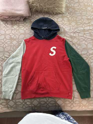 Supreme Supreme “S” logo color blocked hoodie