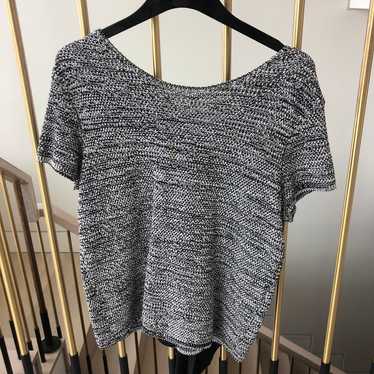 Elegant knitted top