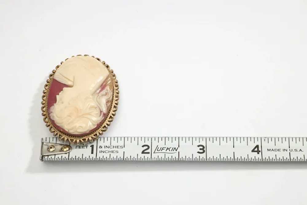 Vintage Gold-Tone Celluloid Cameo Brooch with Pin… - image 9