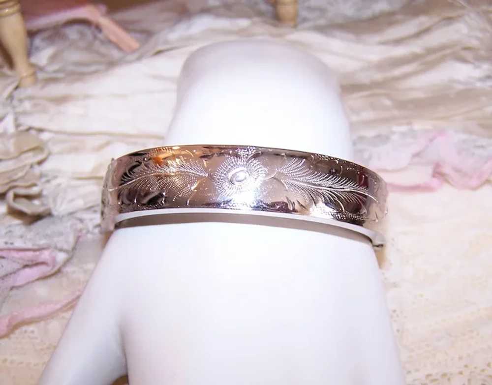 Etched Sterling Silver 1/2" Wide Hinged Bangle Br… - image 4