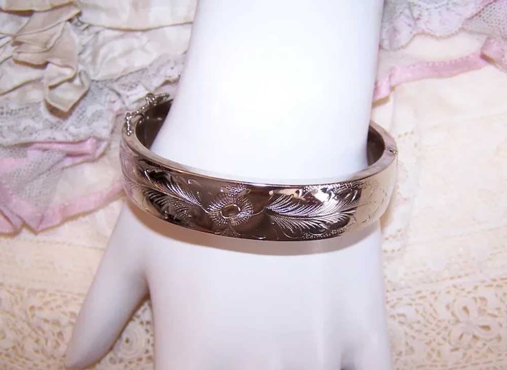 Etched Sterling Silver 1/2" Wide Hinged Bangle Br… - image 5