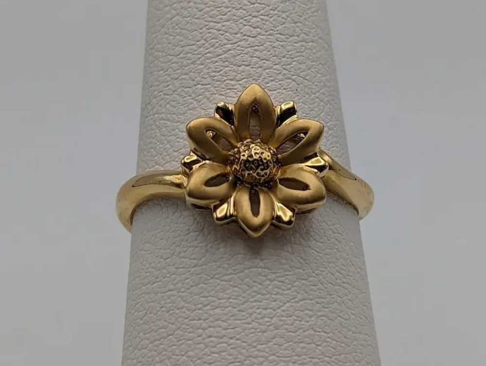 18k Yellow Gold Open Flower Ring. 18k Gold Daisy … - image 6