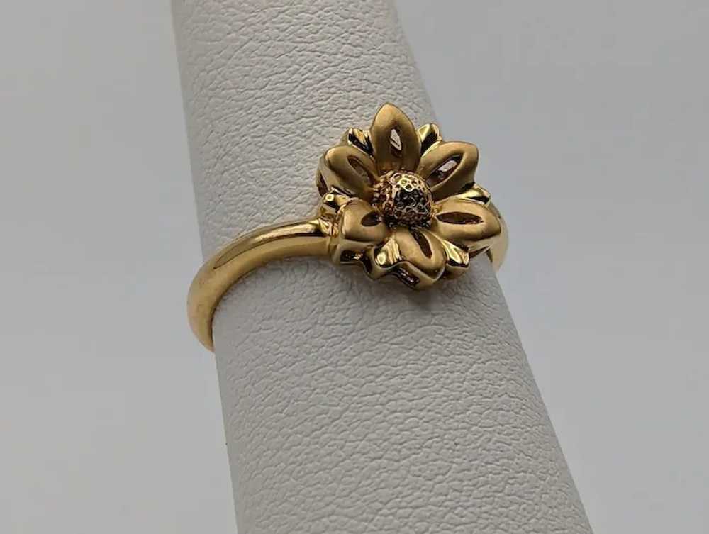 18k Yellow Gold Open Flower Ring. 18k Gold Daisy … - image 8