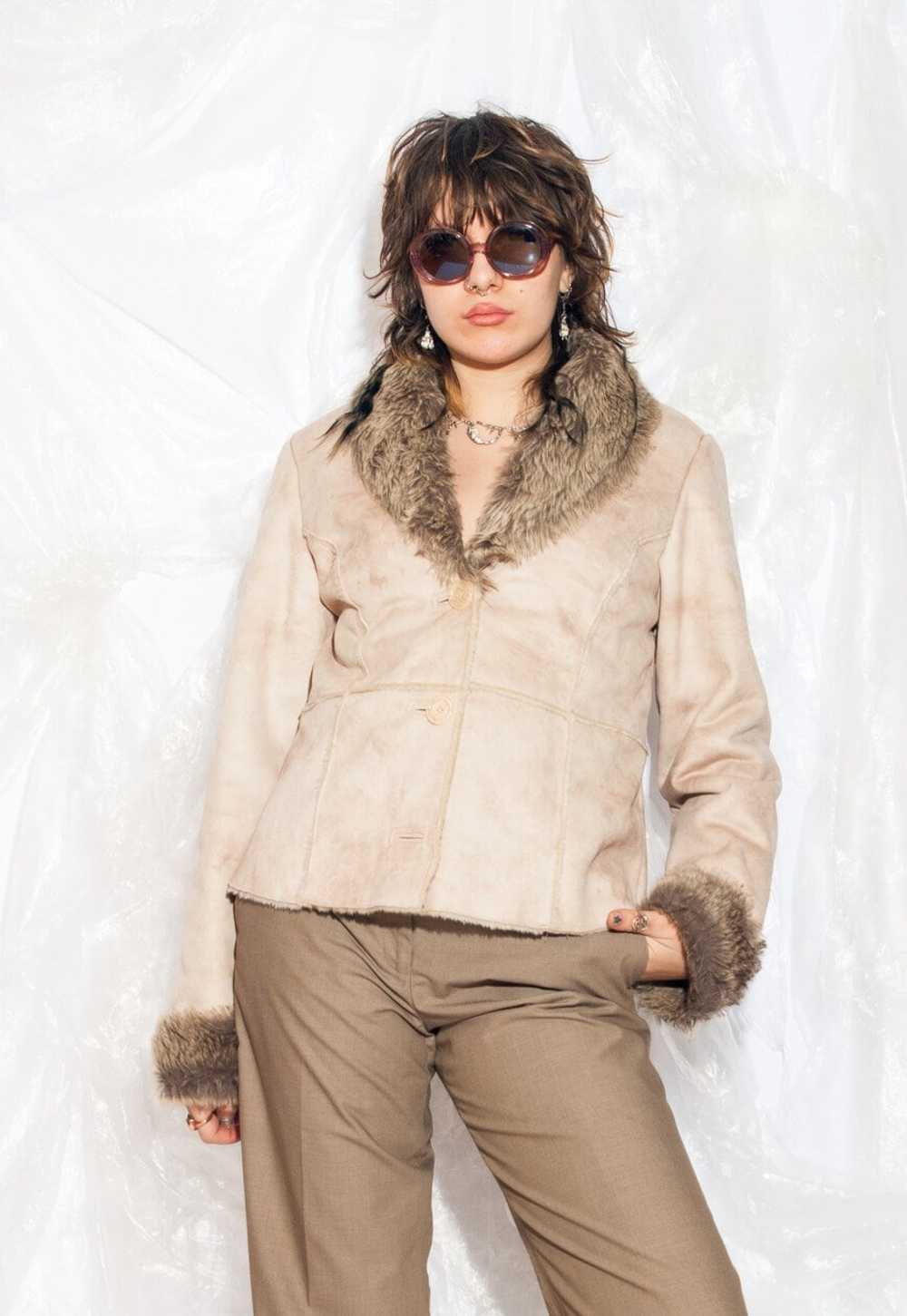 Vintage Y2K Faux Shearling Coat in Beige - image 4