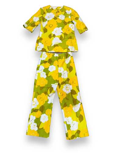 1950s Norma Maier’s Hawaii Yellow Floral Set