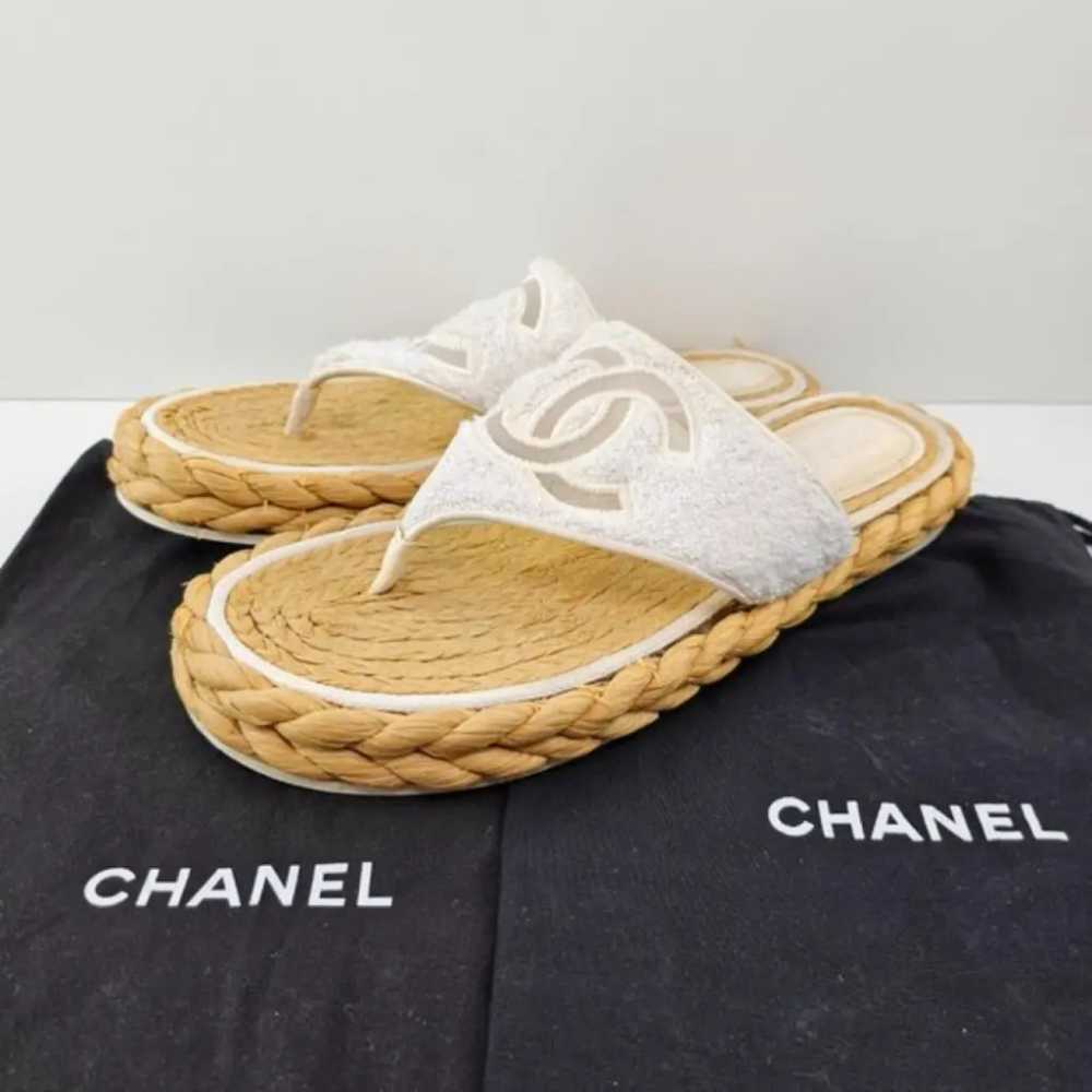 Chanel Leather flip flops - image 6