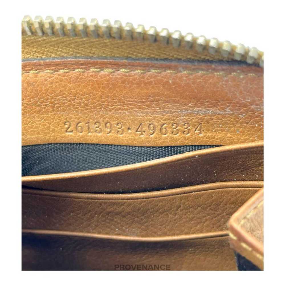 Gucci Leather purse - image 8