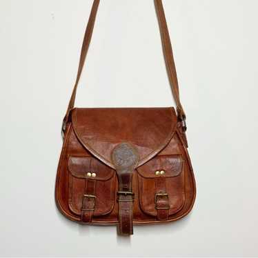 Vintage LLB Leather arts crossbody satchel bag des