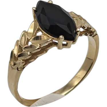 Beverly Hills Gold Black Onyx Ring. Yellow Gold 14