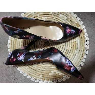 Beautiful Guess floral heels 9.5