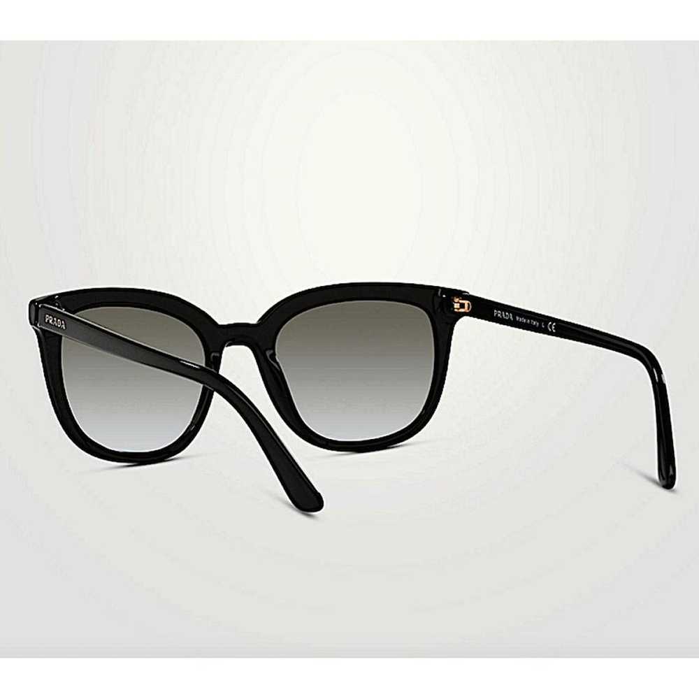 Prada Oversized sunglasses - image 3