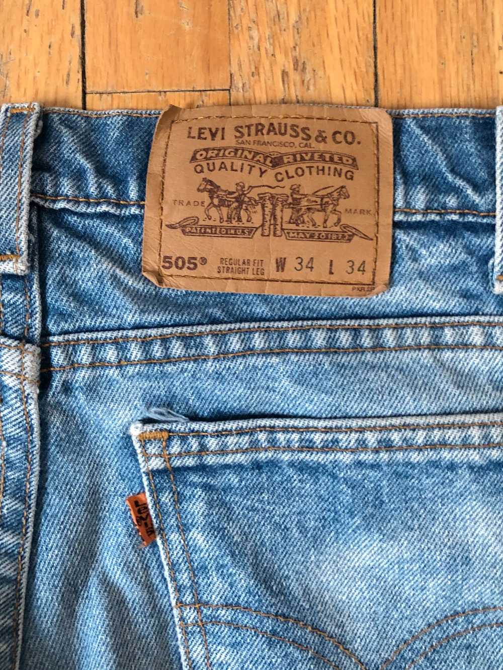 Levi's × Made In Usa × Vintage 1996 Levis 505 Sun… - image 3