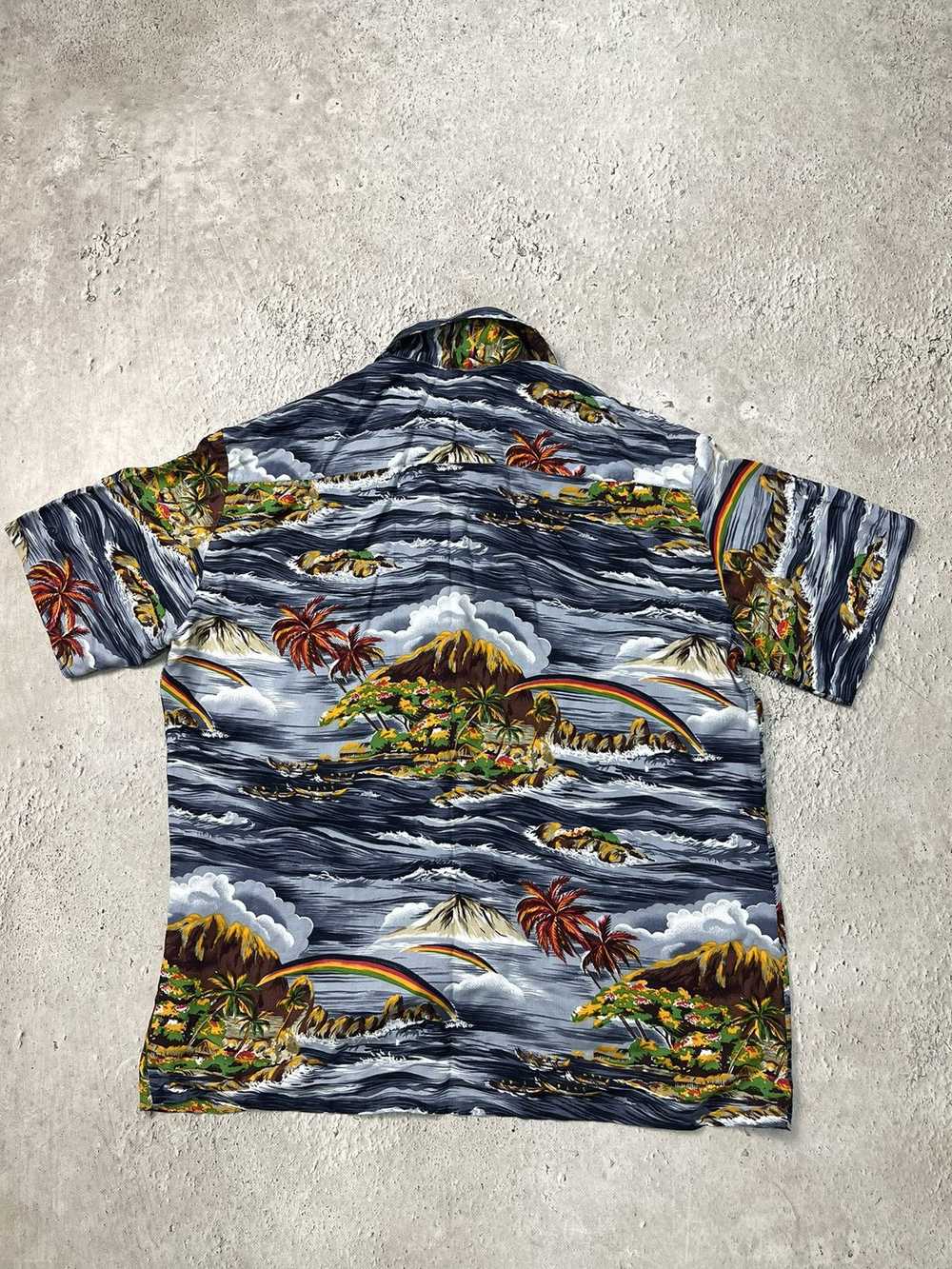 Crazy Shirts × Kennington × Streetwear Vintage Di… - image 6