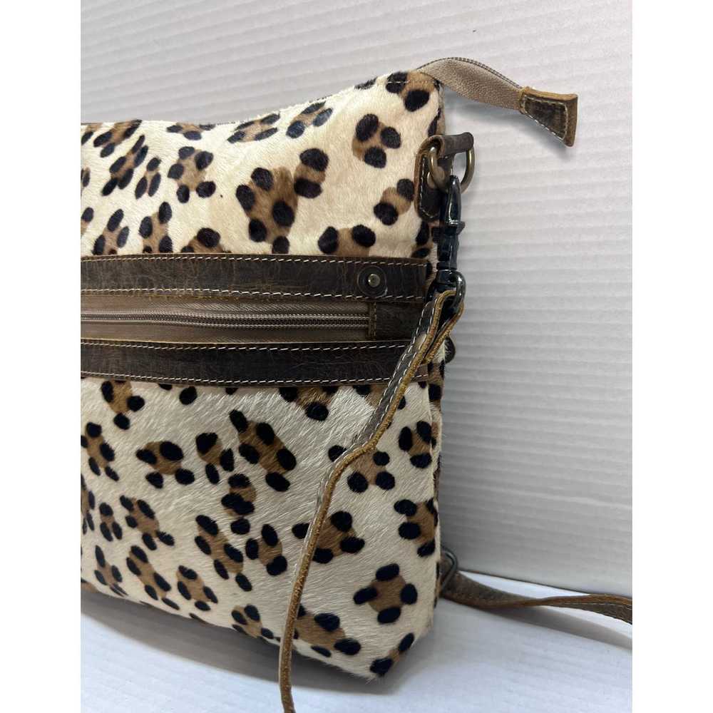 Other Myra Cheetah Print Brown & White Cross Body… - image 2