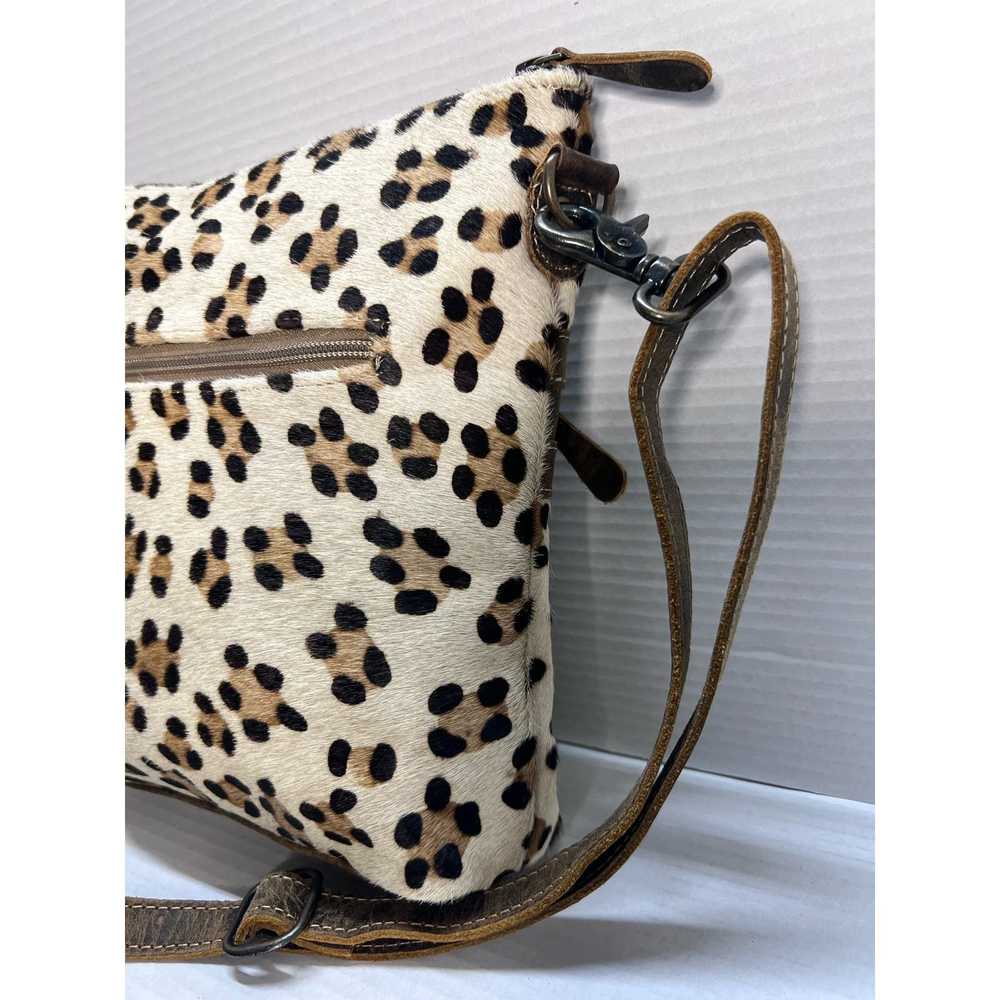 Other Myra Cheetah Print Brown & White Cross Body… - image 4