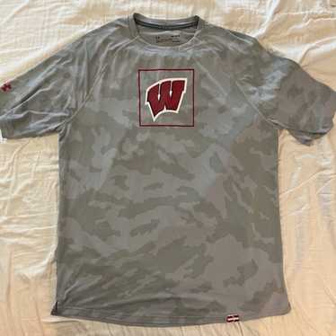 Wisconsin Badgers Under Armour Training Shirt Med… - image 1