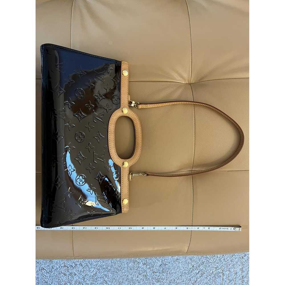 Louis Vuitton Roxbury patent leather handbag - image 3