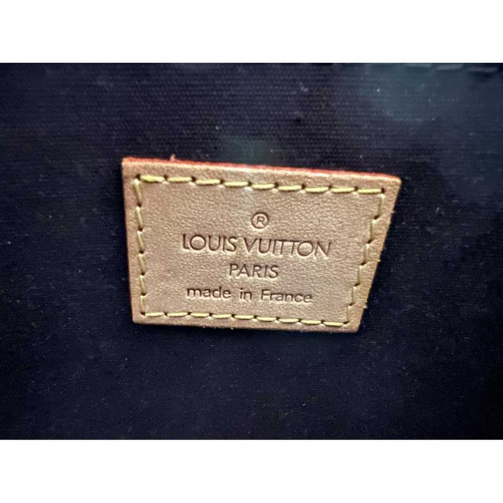 Louis Vuitton Roxbury patent leather handbag - image 5