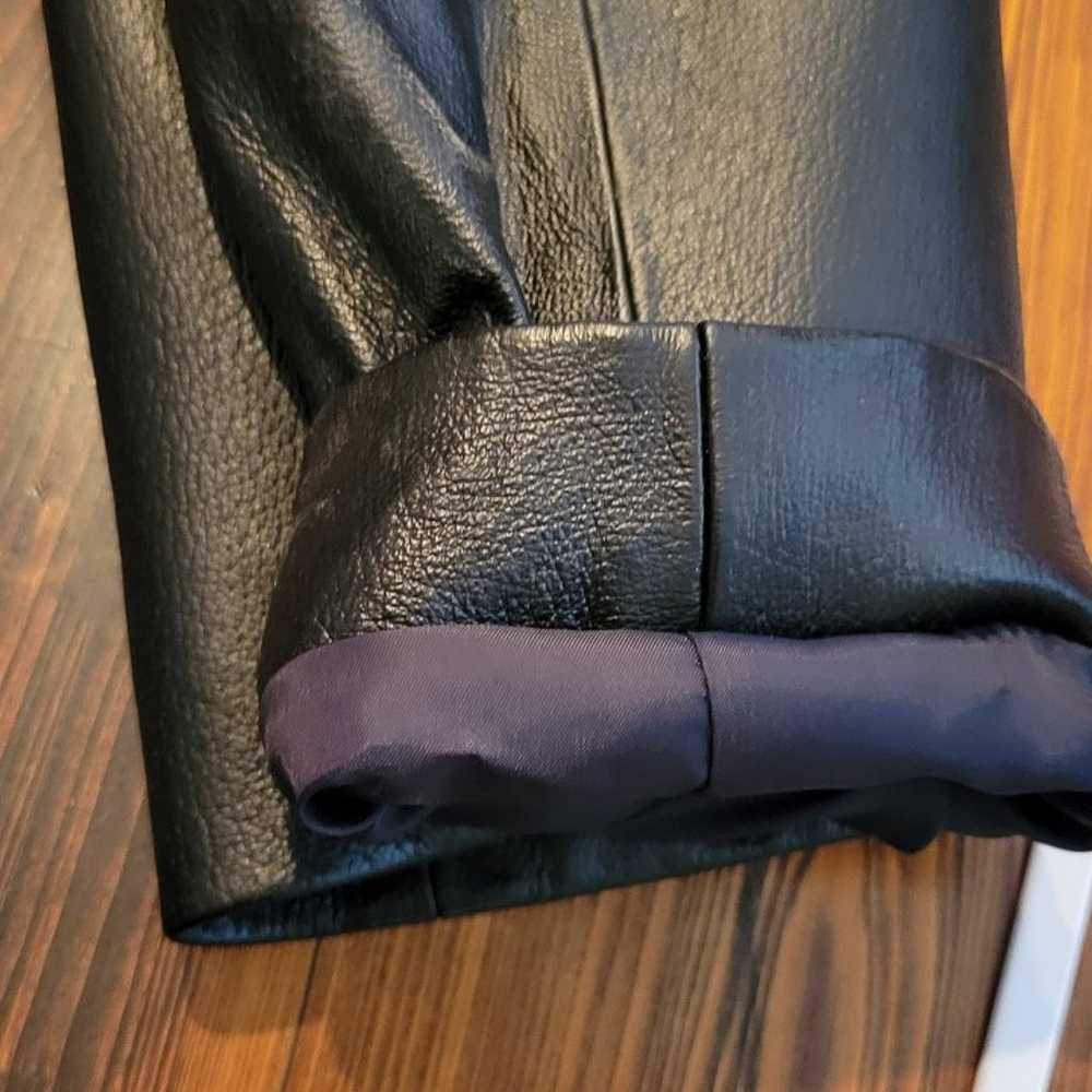 leather coat - image 12