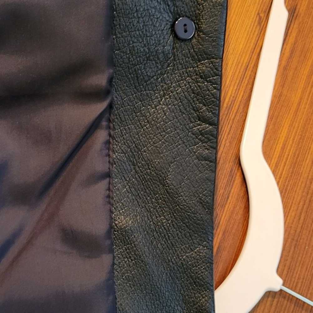 leather coat - image 9