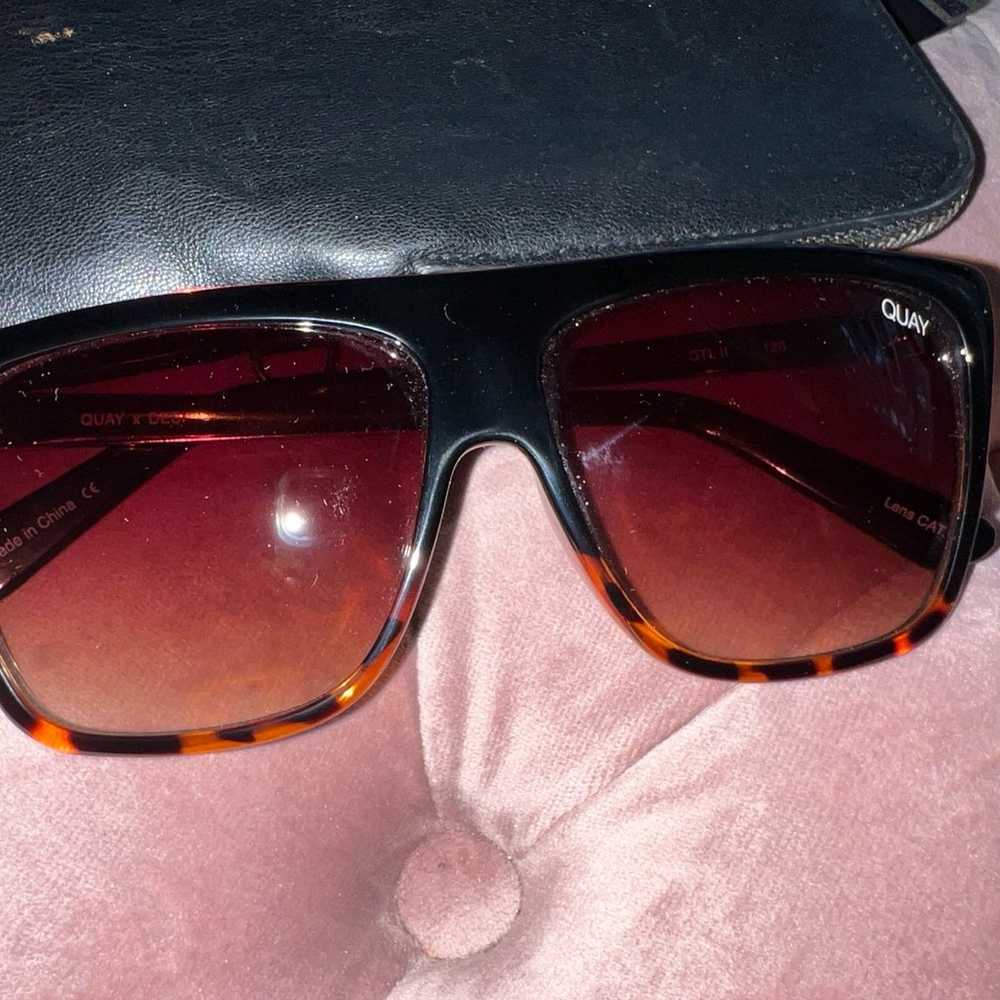 Quay Australia Sunglasses- OTL II Black Tortoise … - image 4