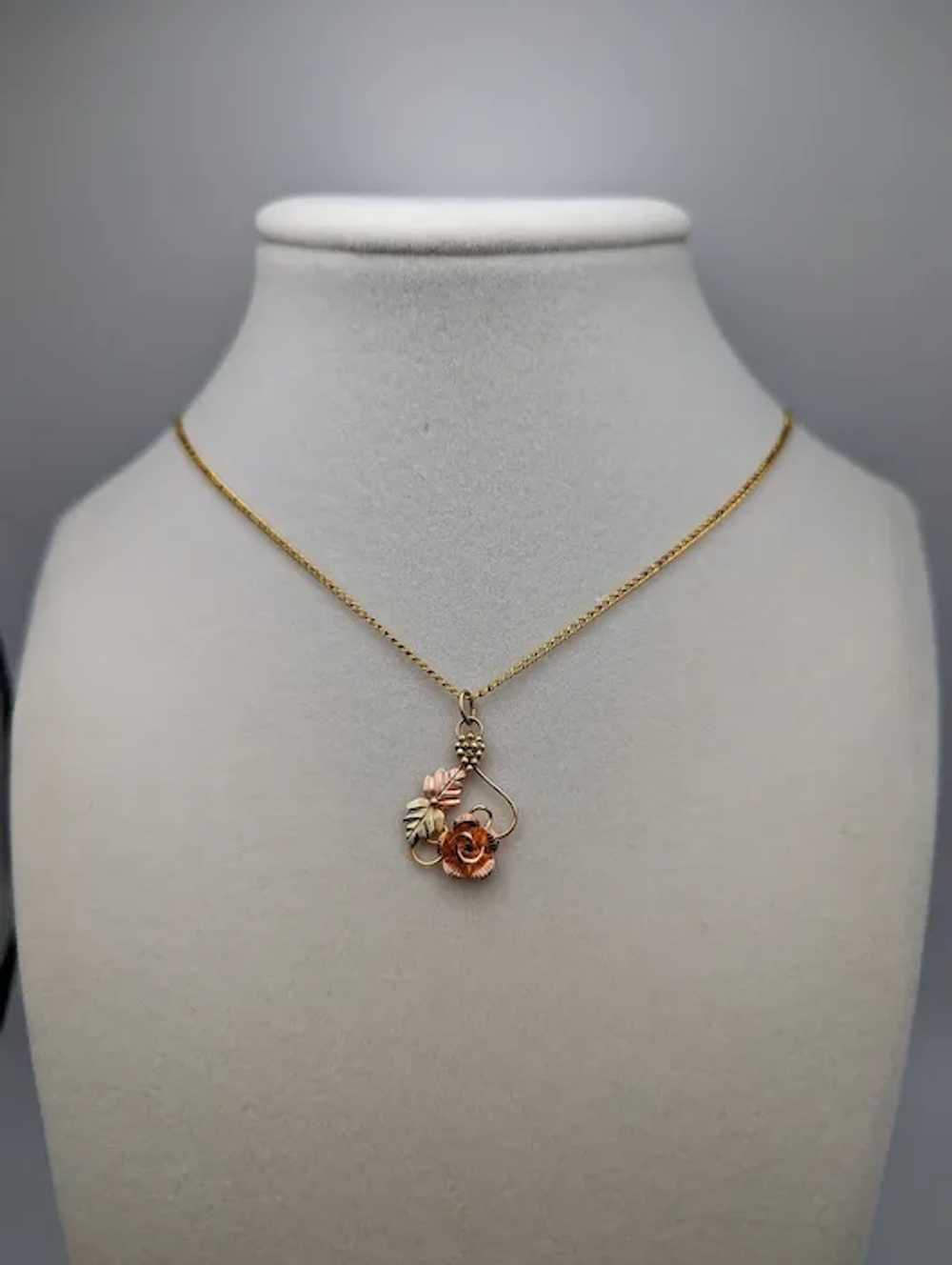 10k 12k Black Hills Rose Gold Leaf & Vine Pendant… - image 9