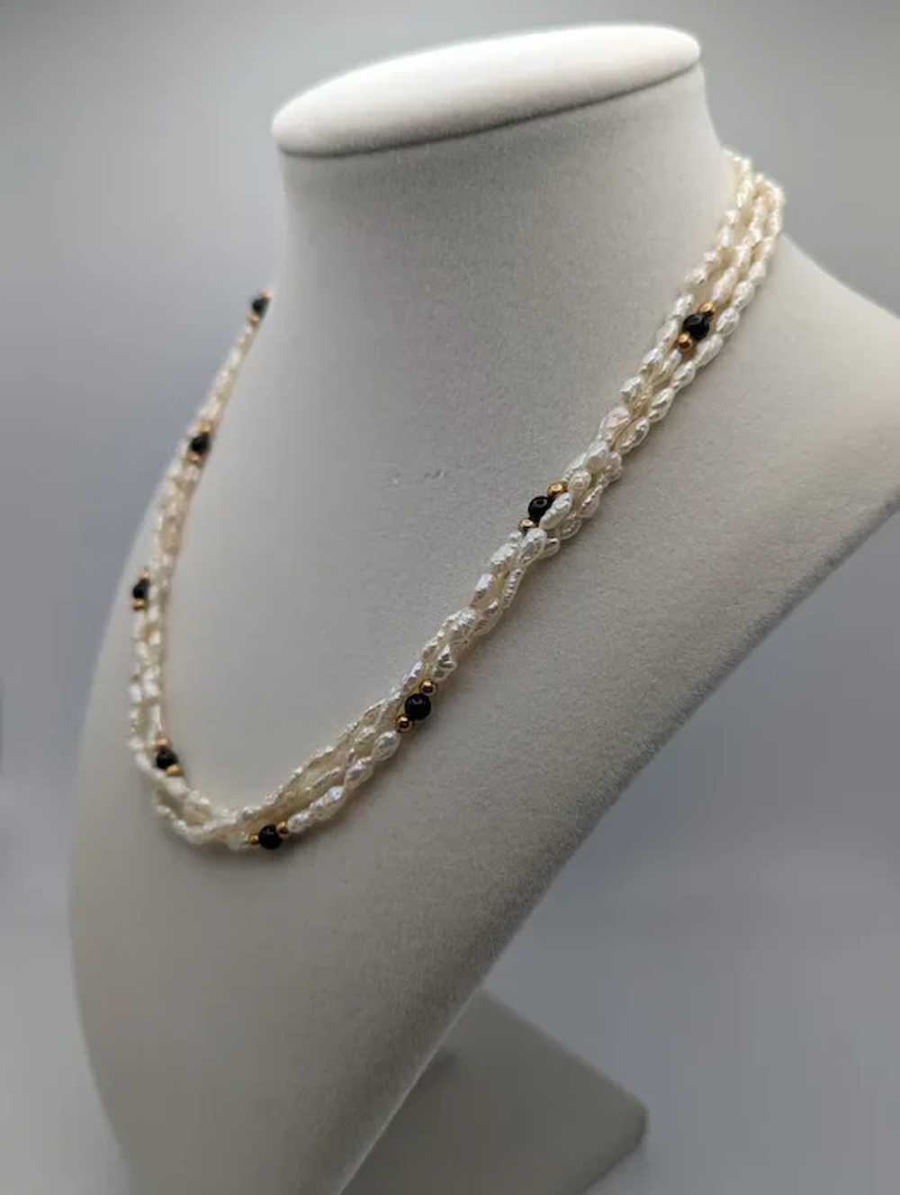14k Gold & Fresh Water Pearl Necklace w Onyx Ston… - image 2