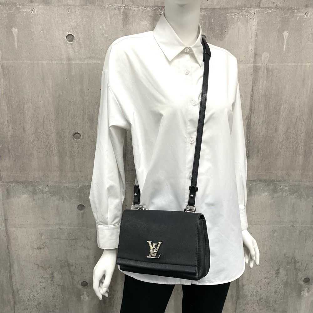 Louis Vuitton Louis Vuitton Shoulder Bag Crossbod… - image 9