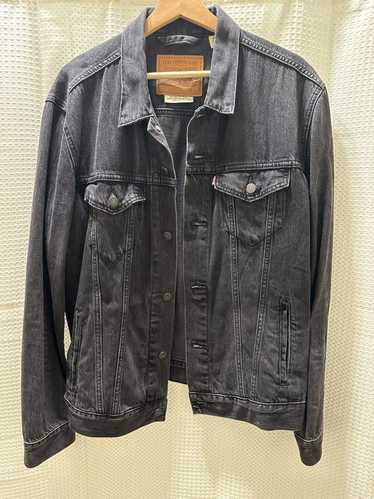 Levi's Levi’s Relaxed Fit Trucker Jacket