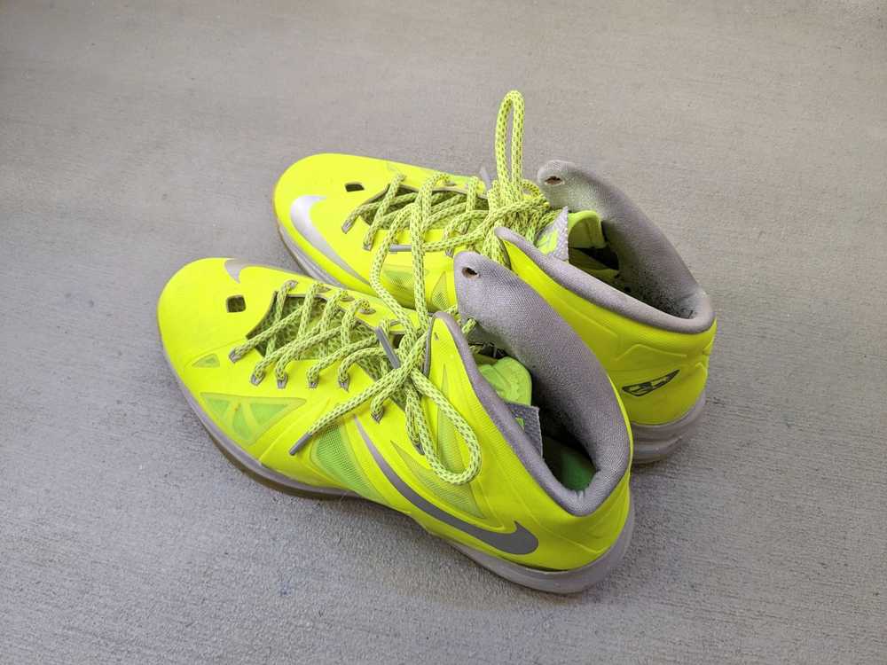 Nike × Streetwear Nike LeBron 10 Volt 11 541100-7… - image 11