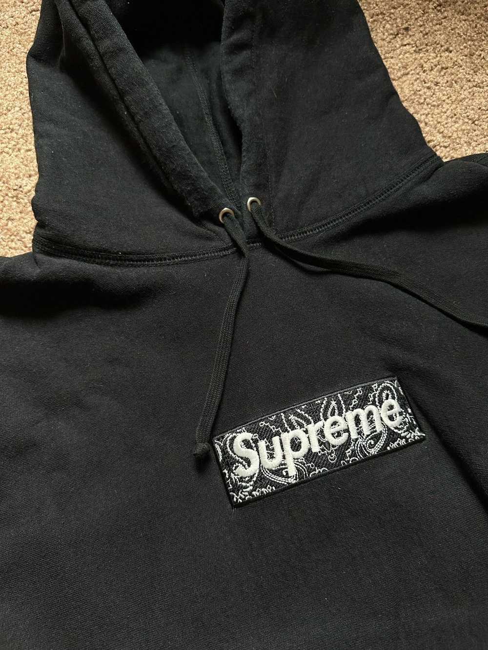 Supreme Black Bandana Box Logo hoodie - image 2