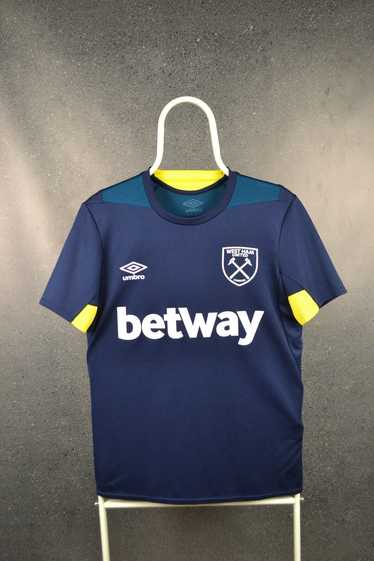 Soccer Jersey × Sportswear × Umbro West Ham Unite… - image 1