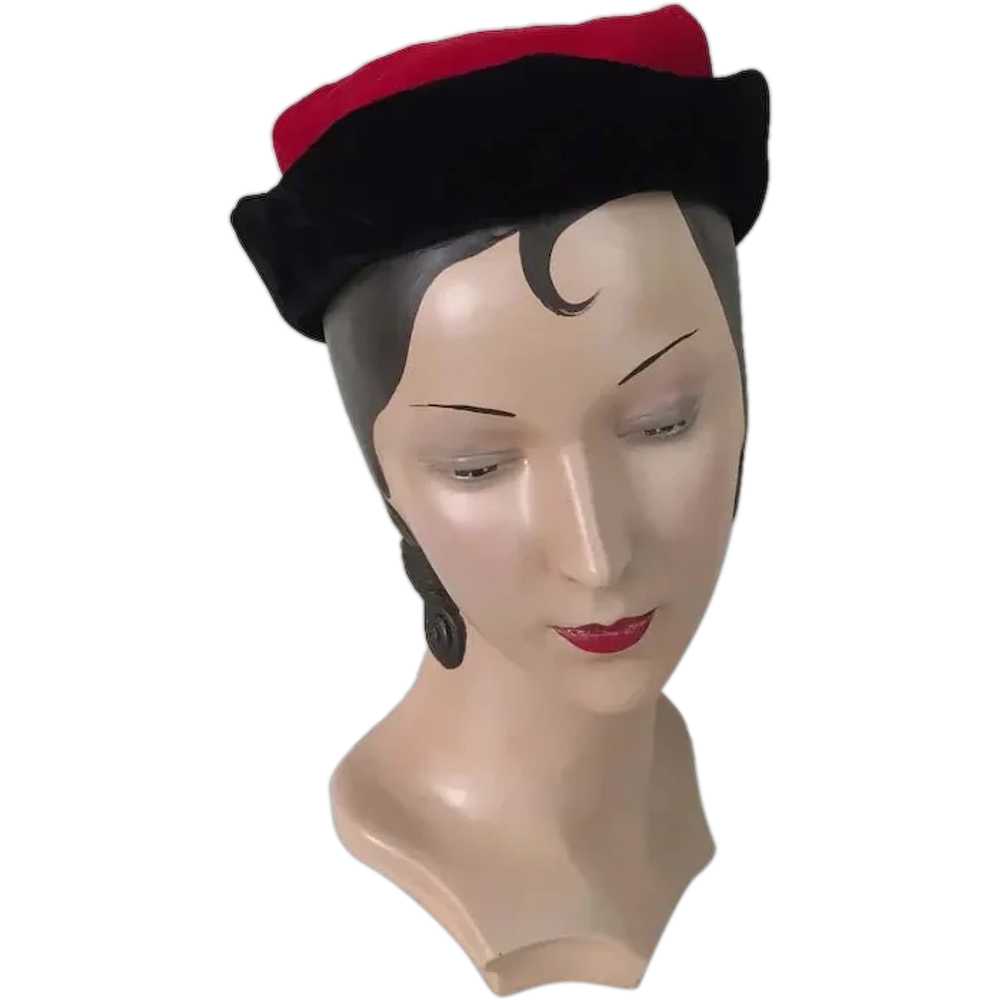 Vintage 1940s 1950s Red and Black Velveteen Winte… - image 1