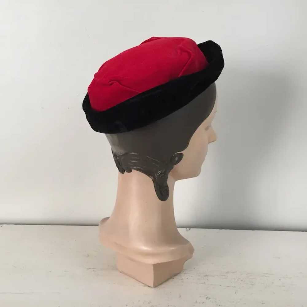 Vintage 1940s 1950s Red and Black Velveteen Winte… - image 3