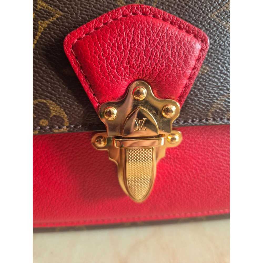 Louis Vuitton Victoire leather handbag - image 4