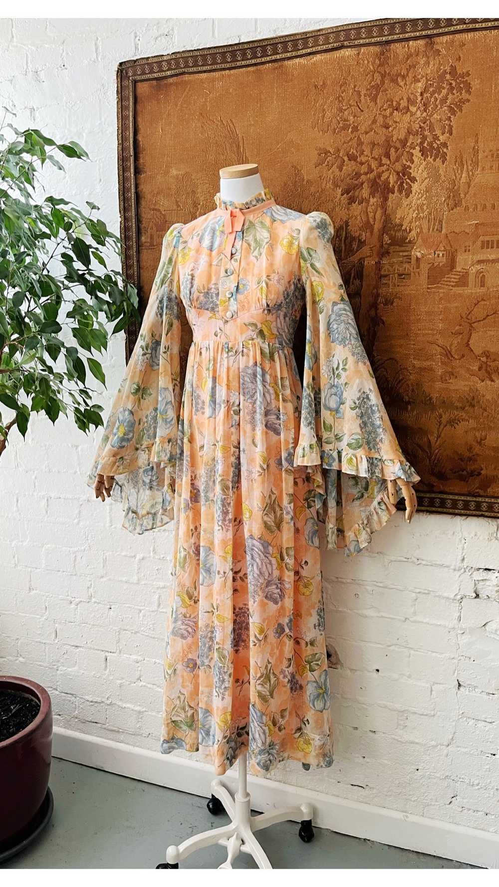 1970s Angel Sleeve Peach & Blue Floral Maxi Dress… - image 2