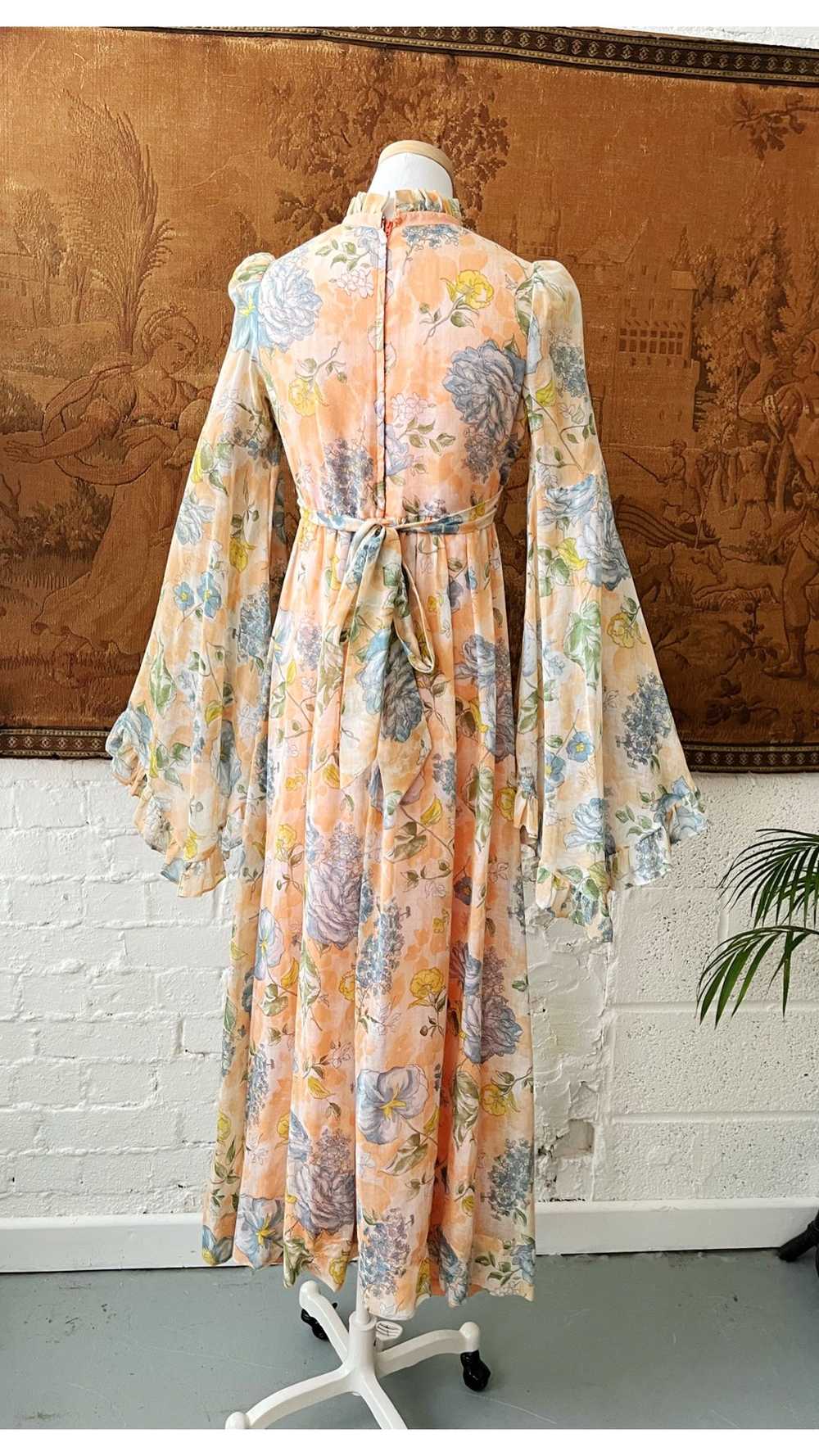 1970s Angel Sleeve Peach & Blue Floral Maxi Dress… - image 6