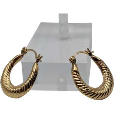 14k Large Yellow Gold Hollow Puff Earrings. 14k Go