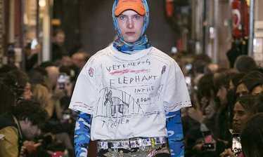 Vetements AW19 Elephant In The Room T Shirt - image 1