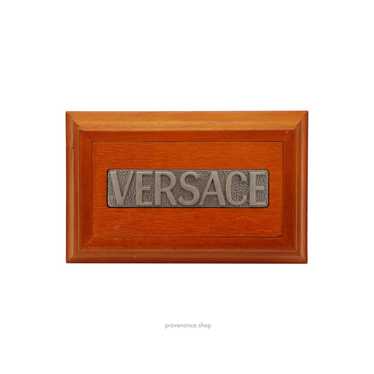 Versace 🔴 Versace Retail Store Sign
