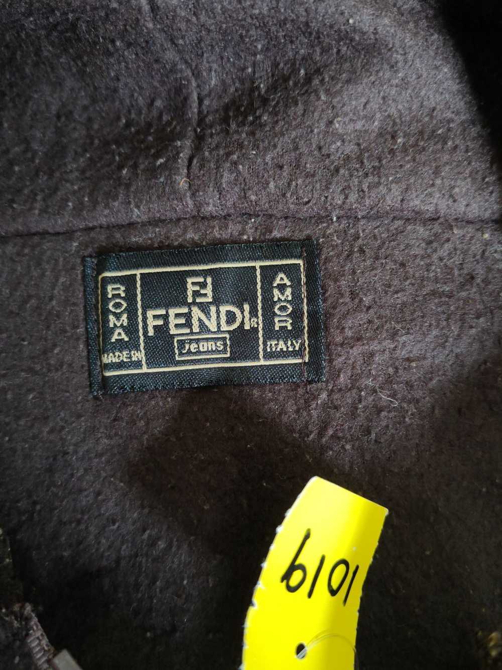 Italian Designers × Vintage Fendi roma fleece Dar… - image 7