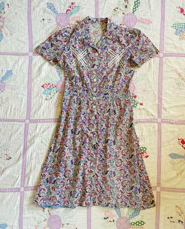 1940s Cotton Paisley Floral Day Dress - Size Large