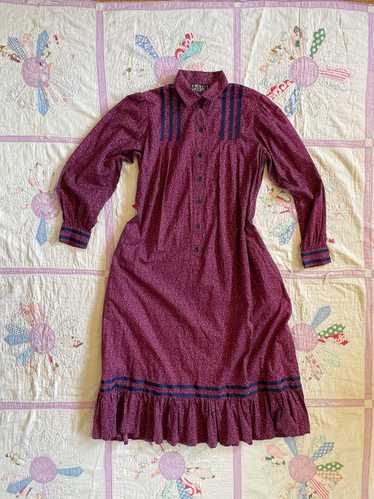 1970s Purple Ditsy Floral Cotton Prairie Dress
