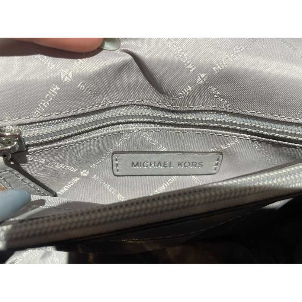 Michael Kors Vivianne leather clutch bag - image 10